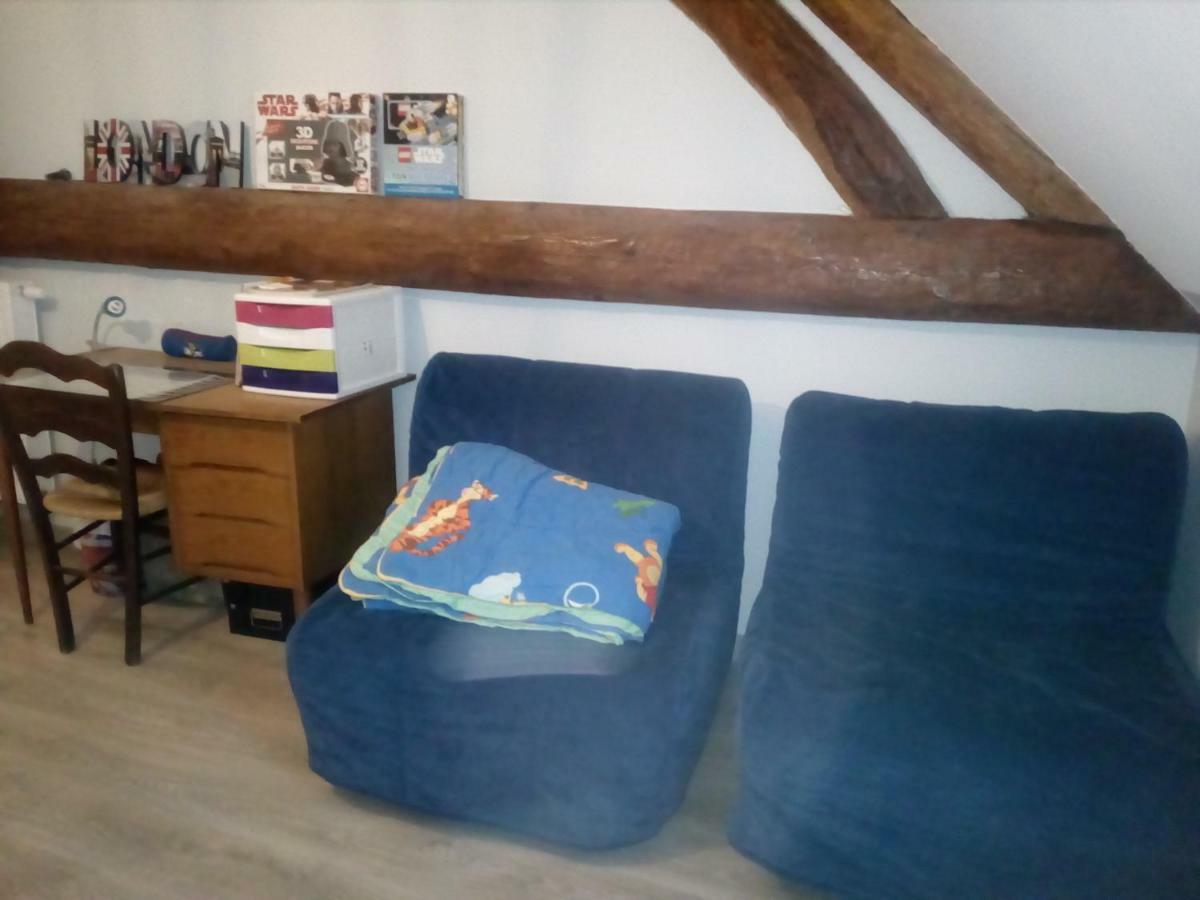 Chambres Chez L Habitant Frasne-les-Meulieres Exterior foto